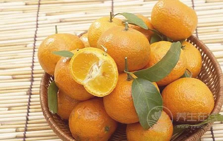 秋天一个橘子相当于5味药，浑身都是宝！
