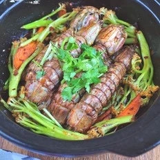 干锅皮皮虾的做法-香辣味焖菜谱