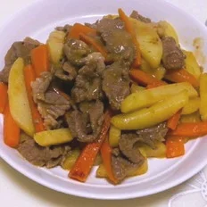 沙爹土豆牛肉的做法-家常味炒菜谱