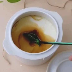 Q弹炖蛋的做法-咸鲜味蒸菜谱