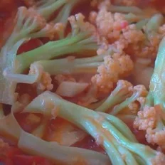 西红柿炒花菜的做法-家常味炒菜谱