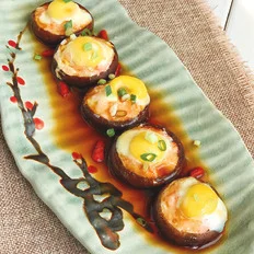 香菇虾酿鹌鹑蛋的做法-咸鲜味蒸菜谱