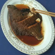 红烧多宝鱼的做法-咸鲜味烧菜谱