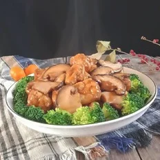 香菇炒豆腐泡的做法-咸鲜味炒菜谱