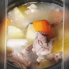 土豆淮山鸡汤的做法-家常味煲菜谱