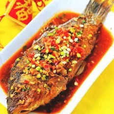 红烧鲤鱼的做法-家常味烧菜谱