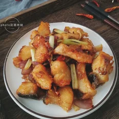 麻辣鱼块的做法-麻辣味炸菜谱