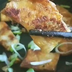 煎明太鱼块的做法-咸鲜味煎菜谱