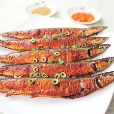 孜然烤秋刀鱼的做法-家常味烤菜谱
