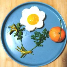煎花朵鸡蛋的做法-家常味煎菜谱