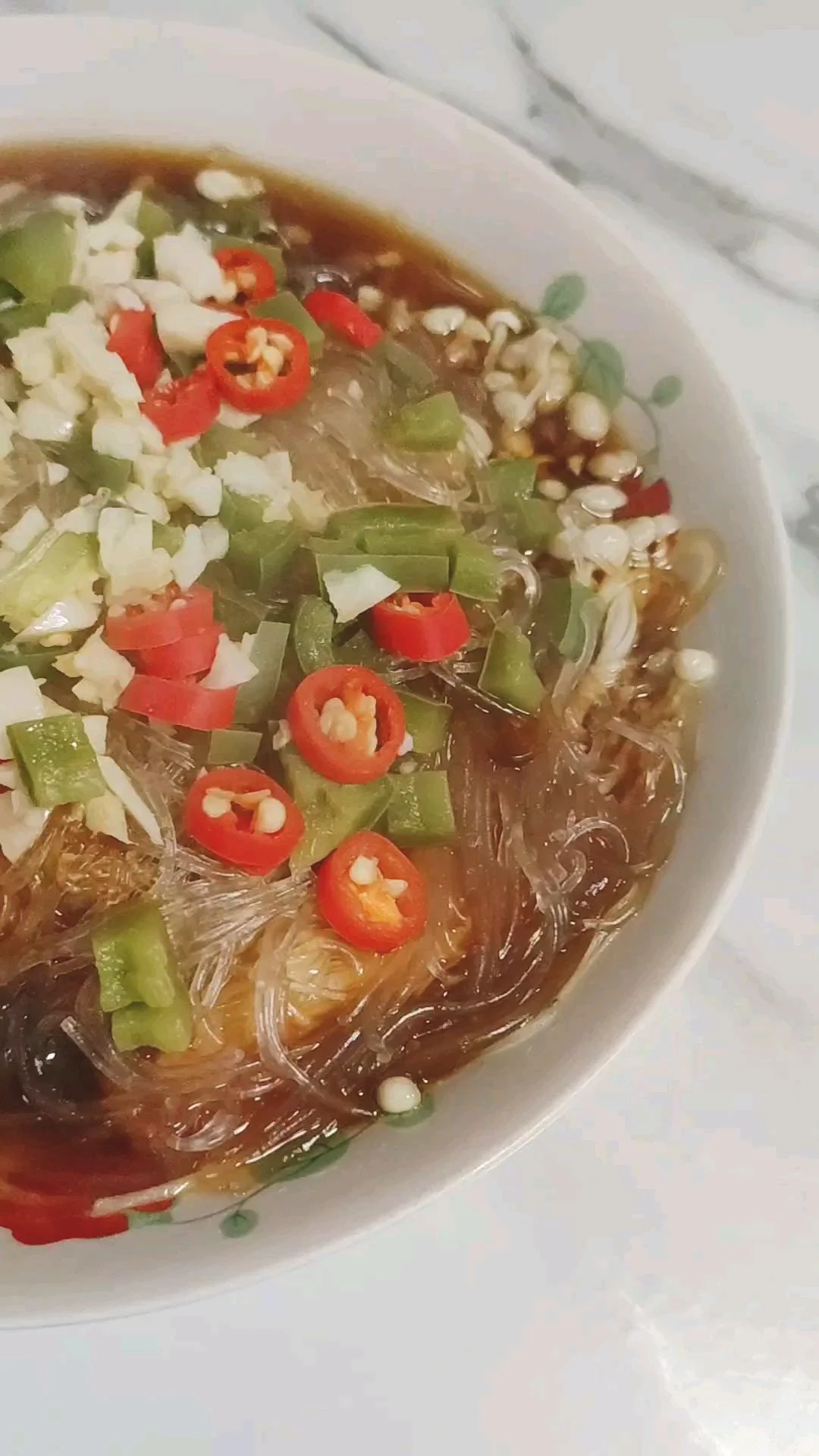 酸辣金针菇的做法-酸辣味蒸菜谱