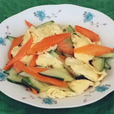 胡萝卜黄瓜炒鸡蛋的做法-咸鲜味炒菜谱