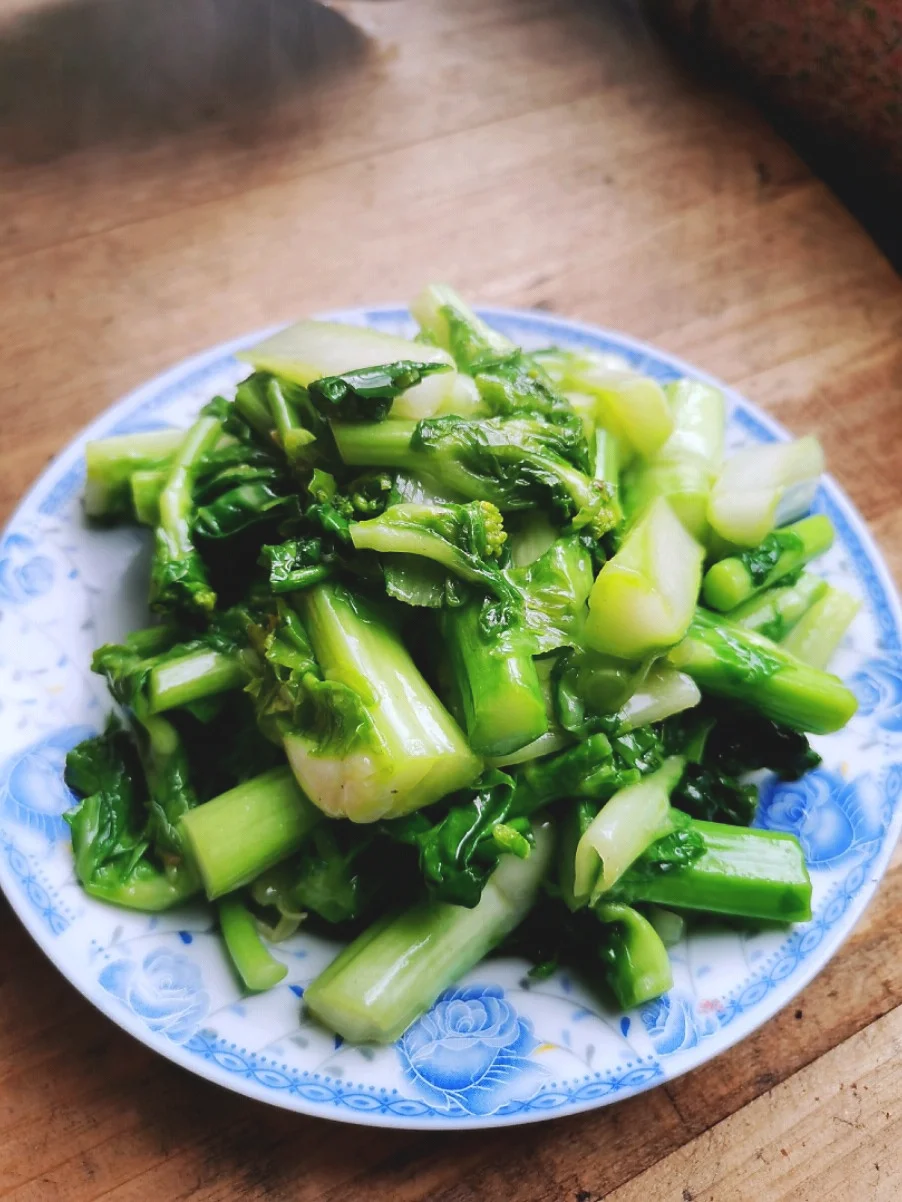 素炒菜苔的做法-家常味炒菜谱