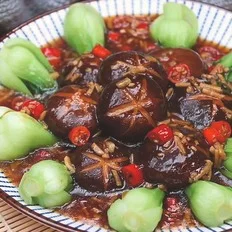香菇烧油菜的做法-咸鲜味炒菜谱