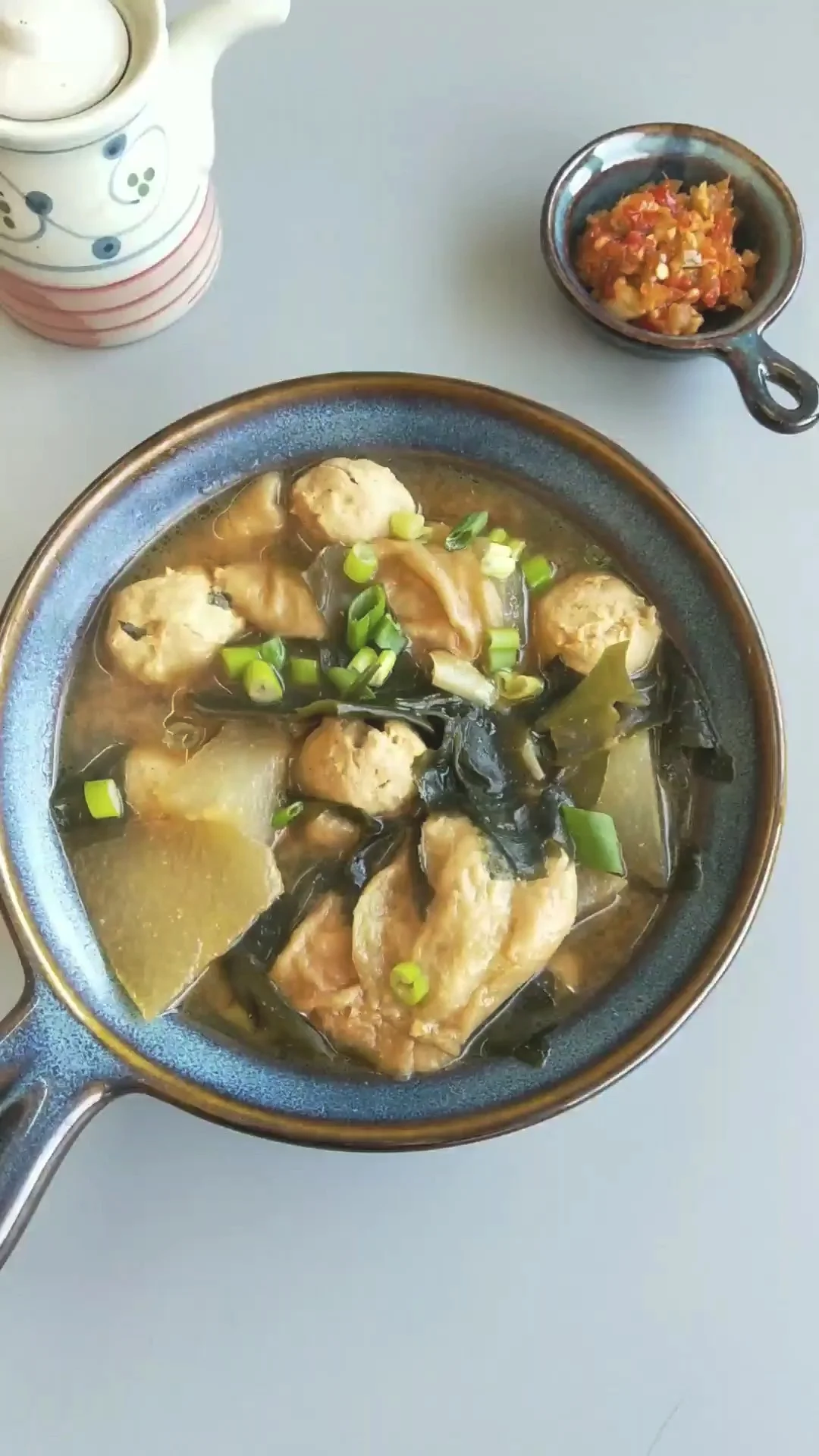味增冬瓜鸡丸汤的做法-咸鲜味煮菜谱
