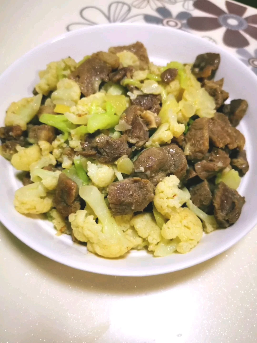 菜花焖羊肉的做法-咸鲜味炒菜谱