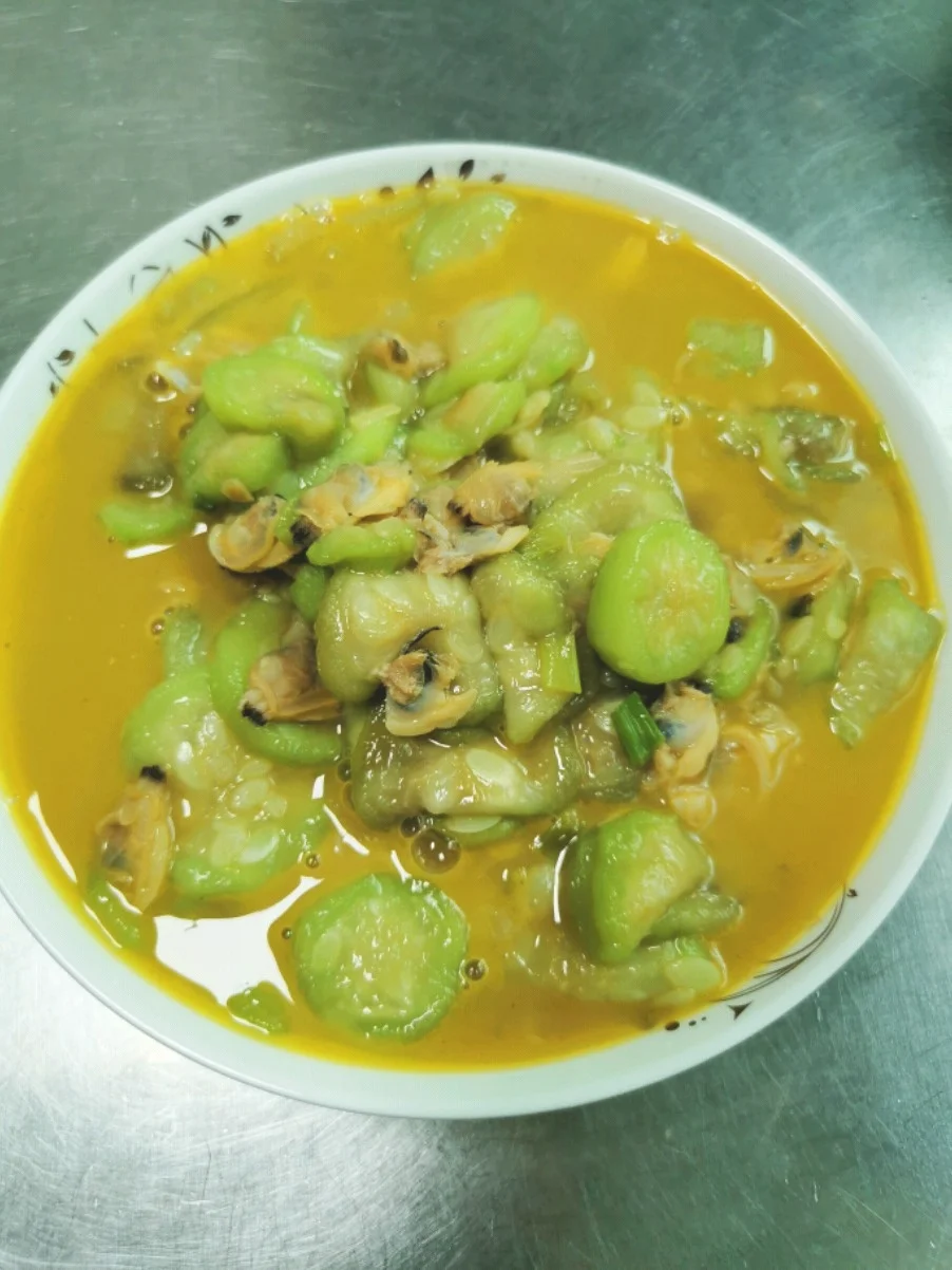 丝瓜炒蛤蜊肉的做法-家常味炒菜谱