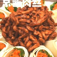 京酱肉丝的做法-咸鲜味炒菜谱