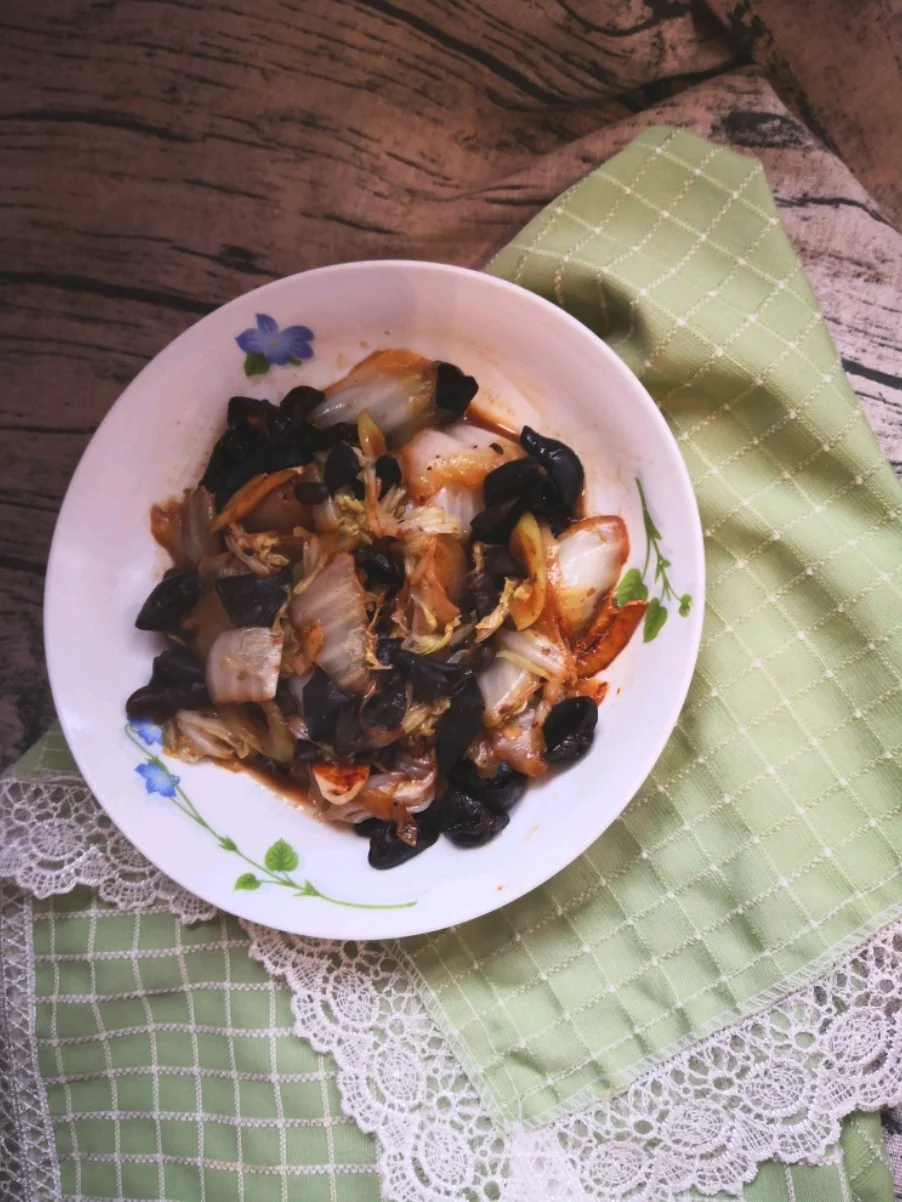 豆豉炒白菜片木耳的做法-家常味炒菜谱