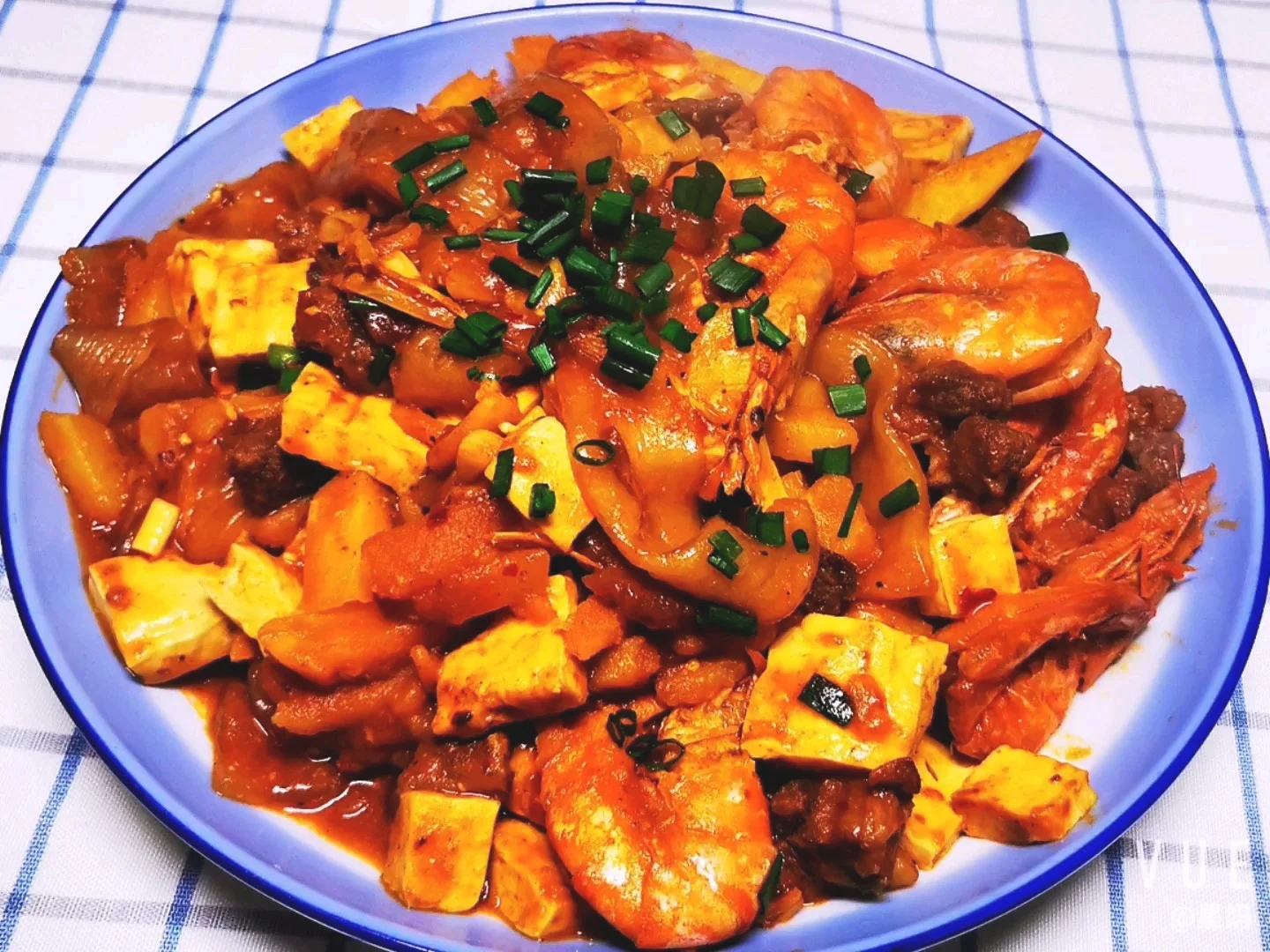 大虾土豆煲的做法-香辣味烧菜谱