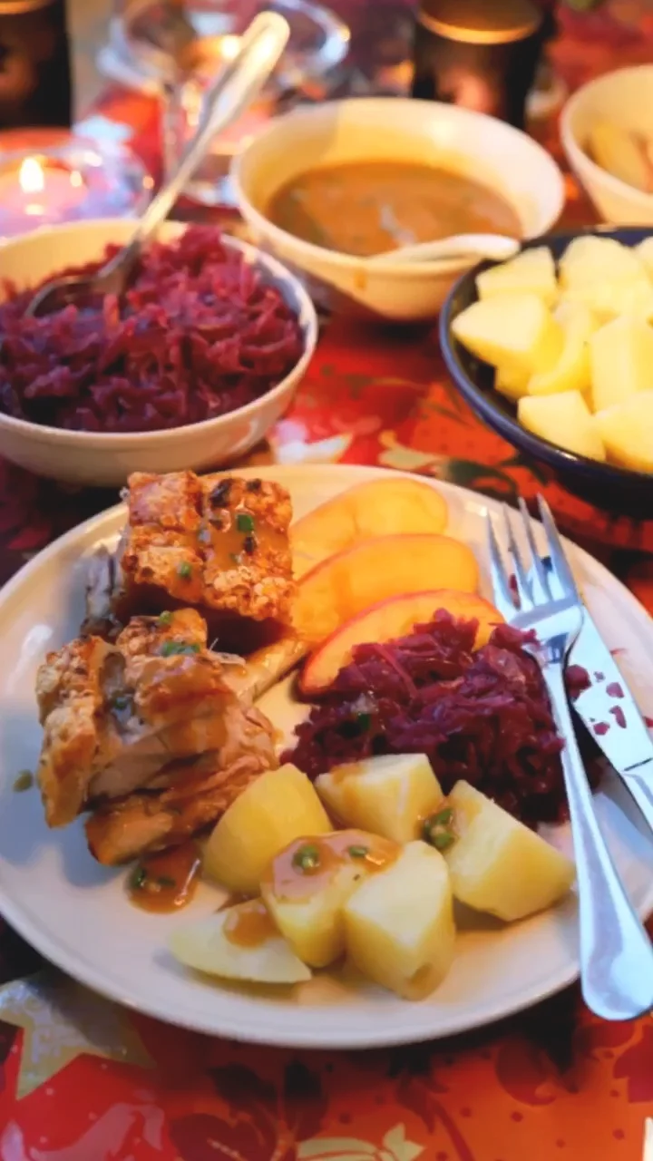 挪威圣诞大餐烤五花肉排骨 ribbe的做法-咸鲜味