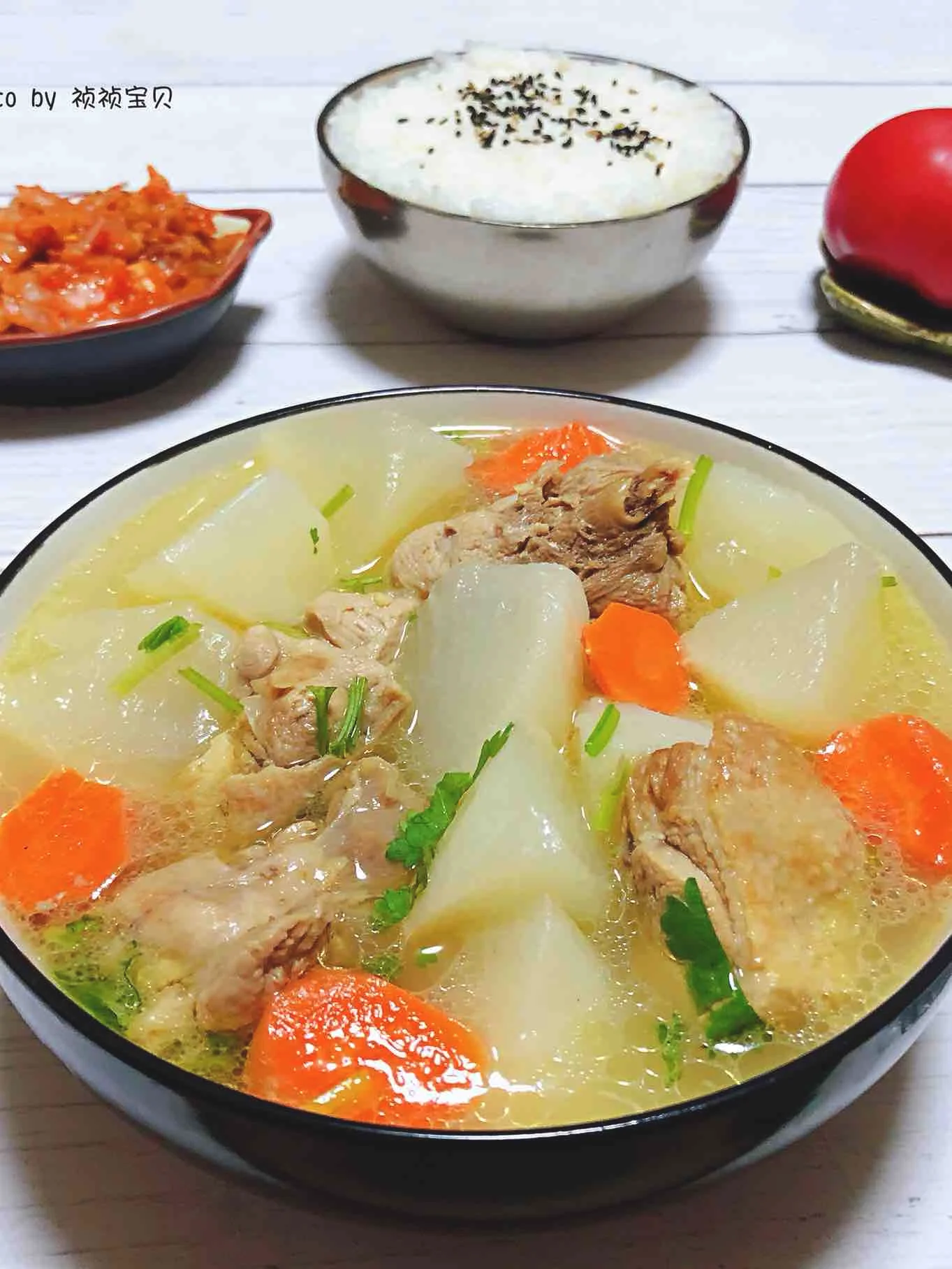 鸭腿炖白萝卜的作法-咸鲜味炖菜谱