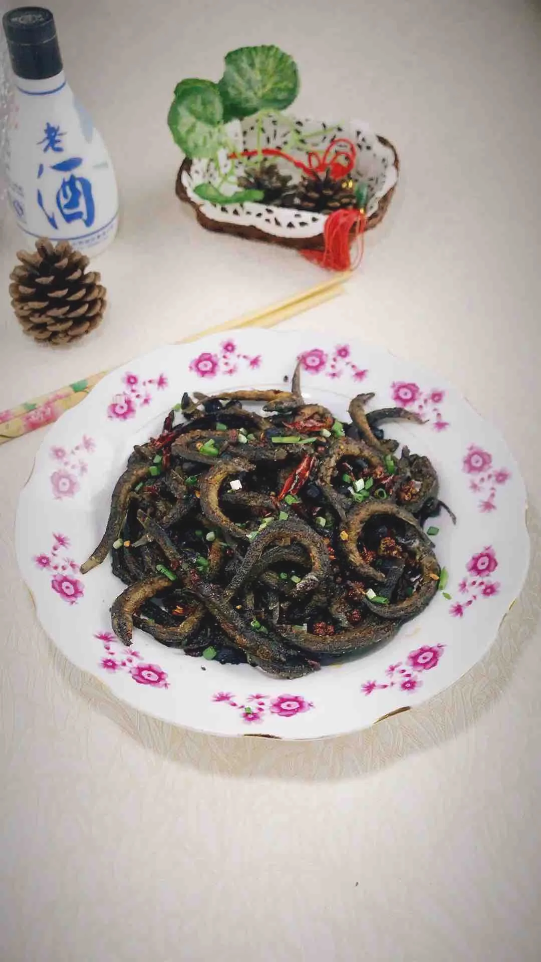 豆豉干煸泥鳅的做法-麻辣味干煸菜谱