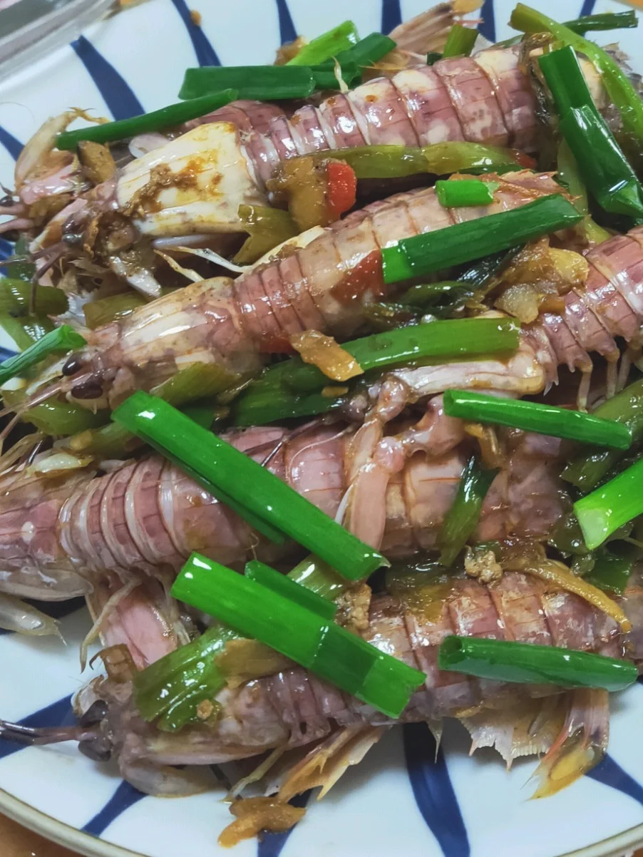 爆炒皮皮虾的做法-咸鲜味炒菜谱