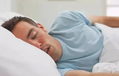 为什么人到晚上睡觉的时候容易咳嗽