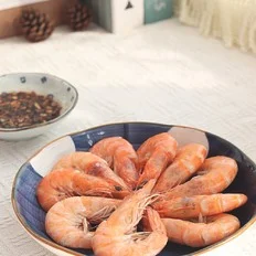 新年宴客菜之白灼虾，清淡鲜香健康美味的做法-咸鲜味煮菜谱