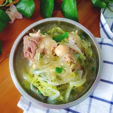 羊骨肉炖白菜的做法-咸鲜味炖菜谱