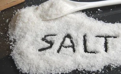 这七个症状的出现说明你的盐摄入太多了