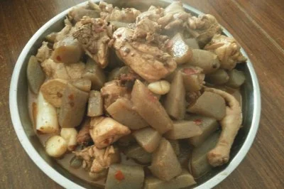 豆腐炖鸡块适合哪些人吃以及家常做法