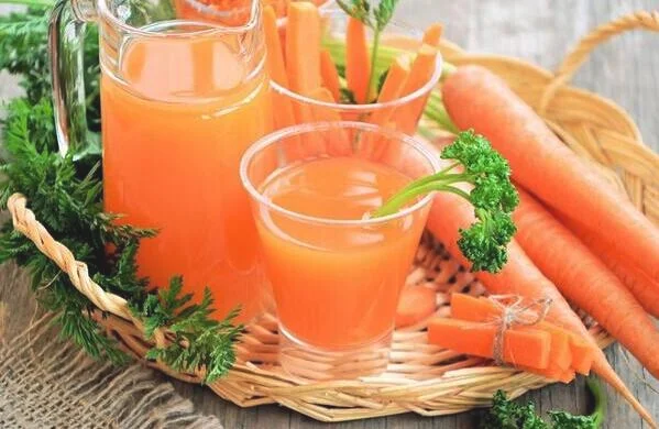 红萝卜汁的作用与功效 红萝卜汁怎样做