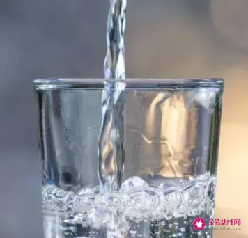 怎么喝水最健康