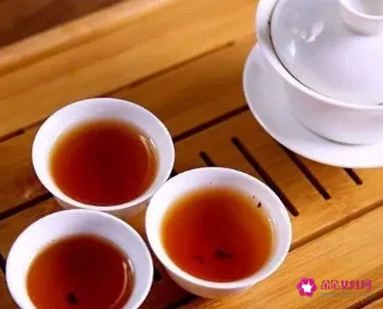 红茶有苦味正常吗