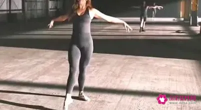 哪些芭蕾动作可以健身