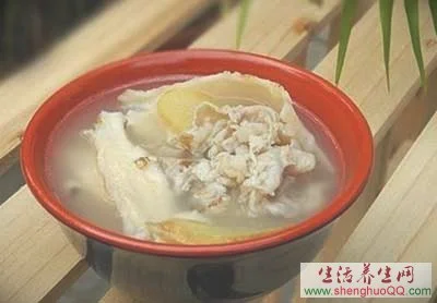 当归生姜羊肉汤的功效与作用-做法-女人冬季养生汤