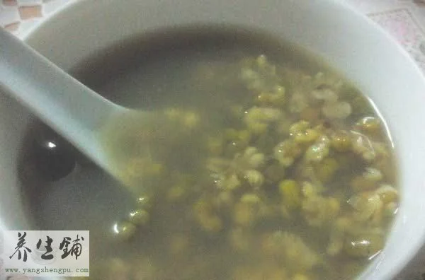 绿豆汤变红的原因-用保温杯做绿豆汤