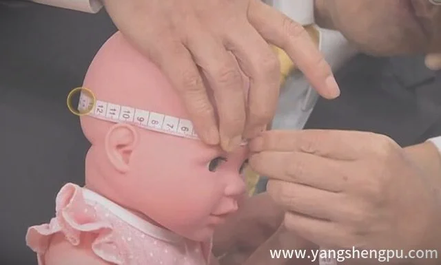 宝宝的头围怎么测量-婴儿头围测量示意图